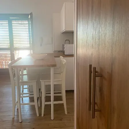 Kefalure Tatil Evi